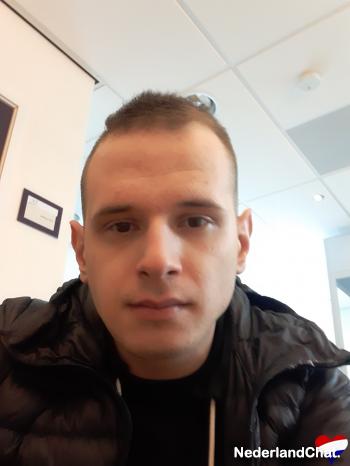 25dominik