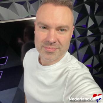 mikedavis spoofed photo banned on nederland-chat.nl mikedavis spoofed photo banned on nederland-chat.nl